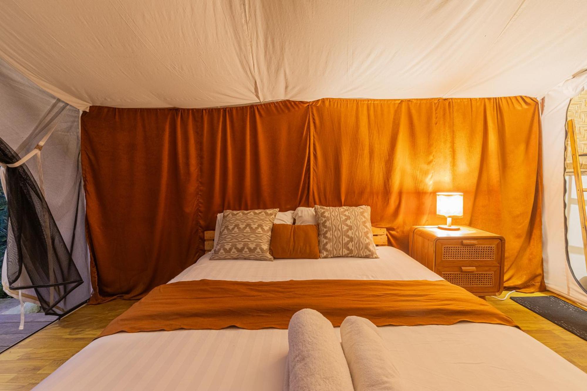 Отель Camani Glamping Карангасем Номер фото